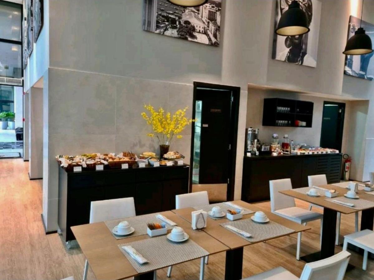 Apt Hotel Astron Mundial Salvador Ngoại thất bức ảnh